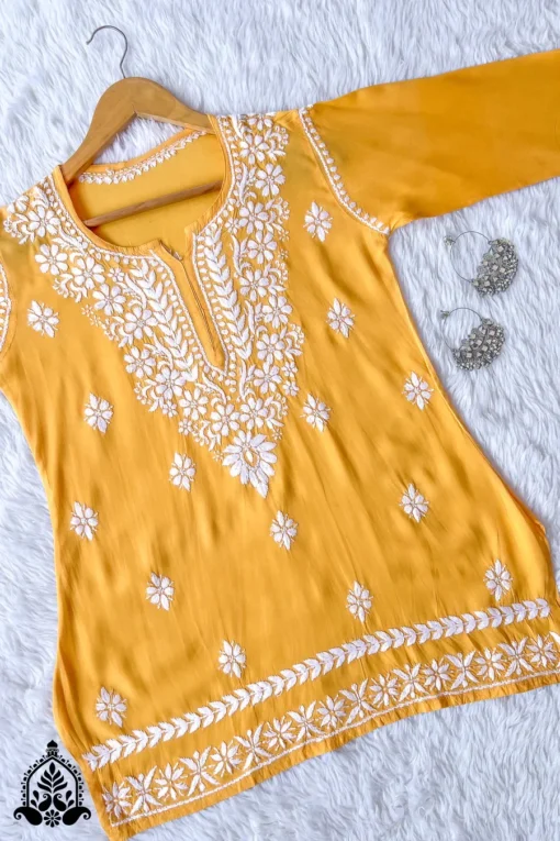 Floral Embroidered Kurti - Image 4