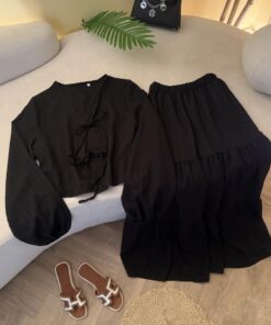 Alternative view of Skirt and Top Set